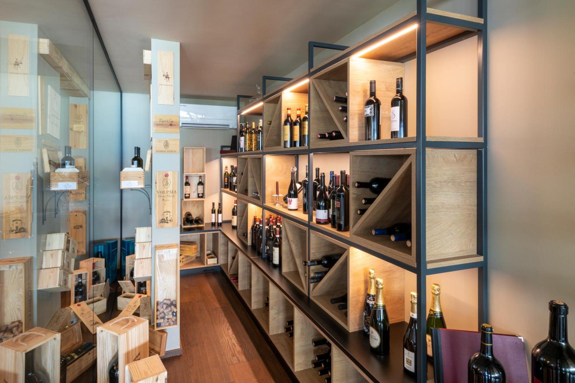 亚历山大酒店 韦吉斯 外观 照片